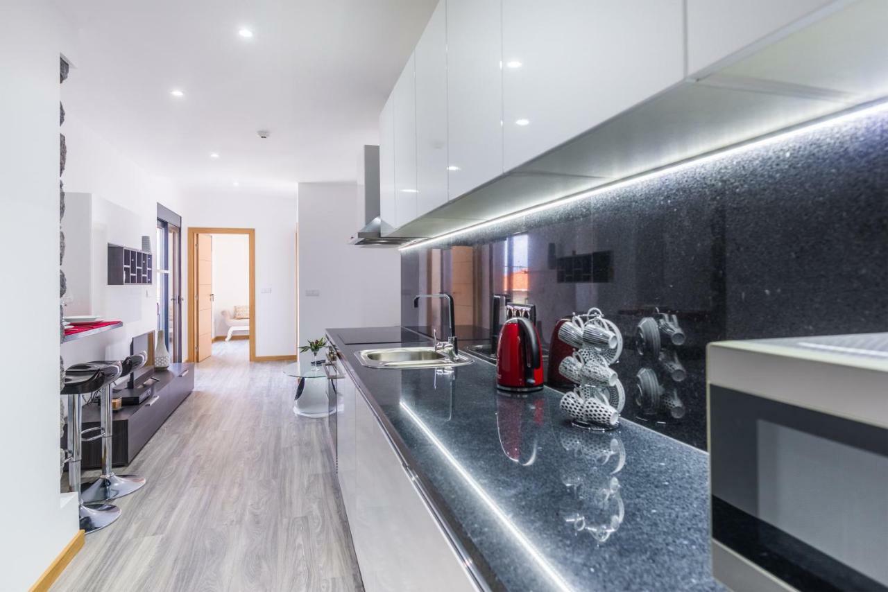 דירות פונטה דלגדה Enxurros House מראה חיצוני תמונה